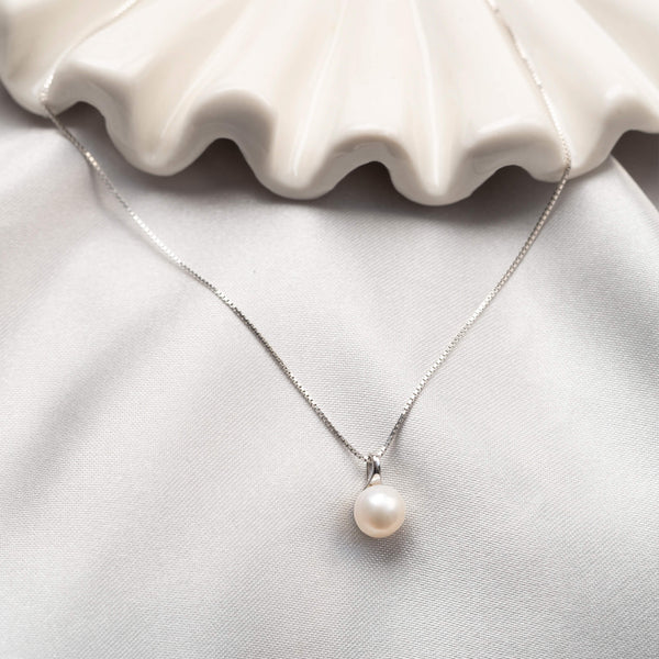 perla june birthstone pearl silver pendant necklace