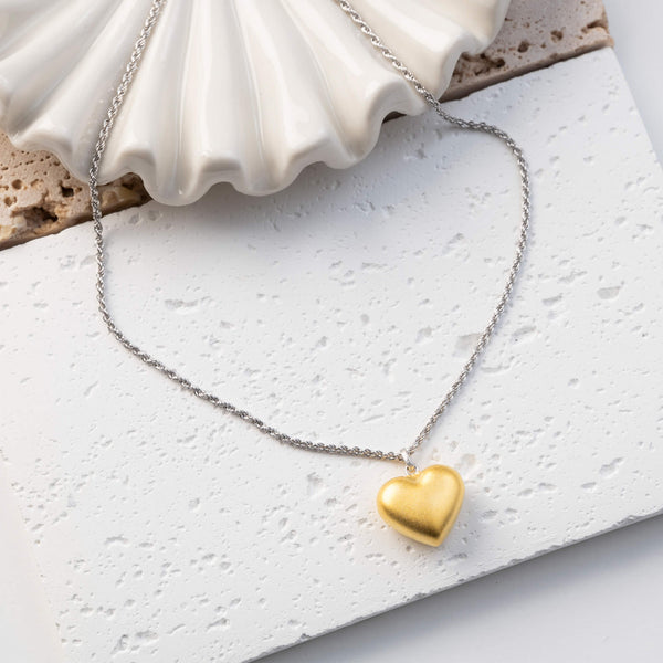 frosty gold heart pendant necklace